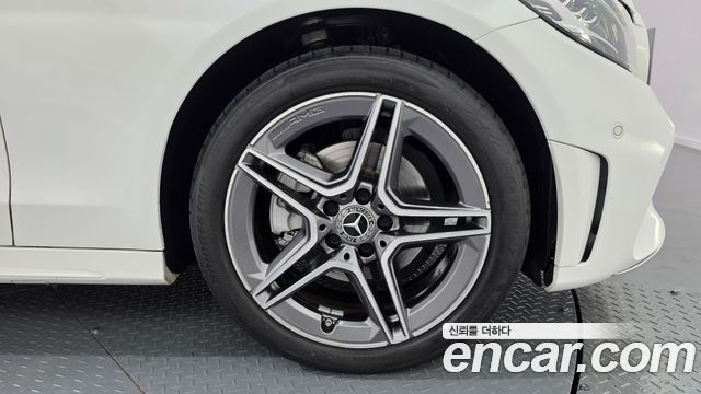 Mercedes-Benz C-Class 2021 — photo 5