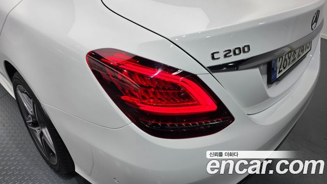 Mercedes-Benz C-Class 2021 — photo 9
