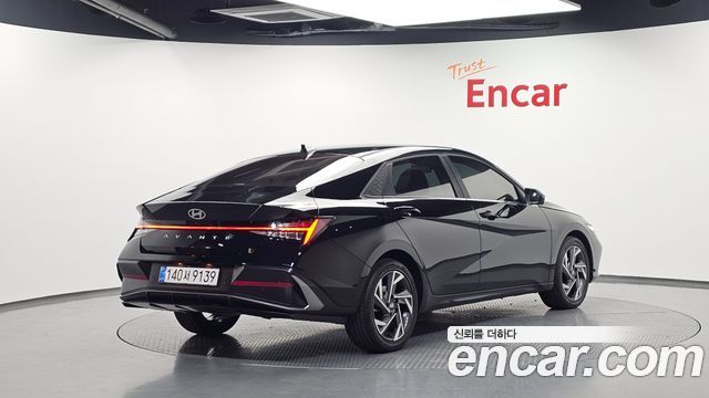 Hyundai AVANTE 2026 — photo 2