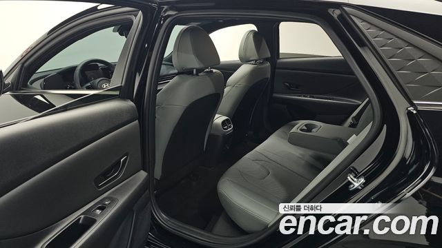 Hyundai AVANTE 2026 — photo 18