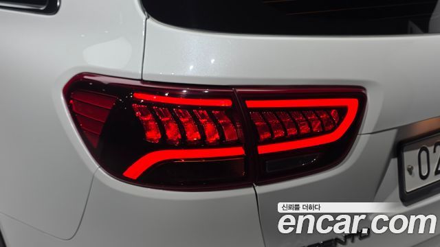 Kia Sorento 2019 — photo 9