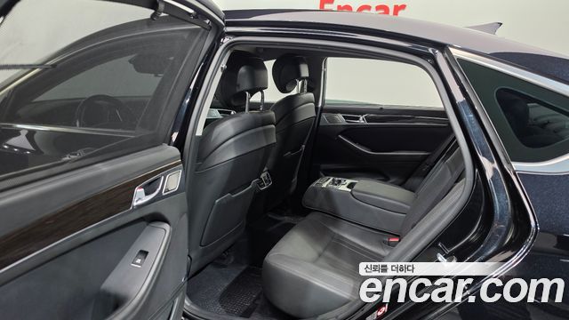 Genesis G80 2019 — photo 17