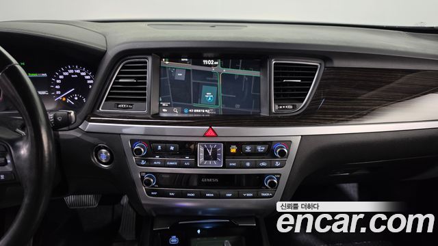 Genesis G80 2019 — photo 18