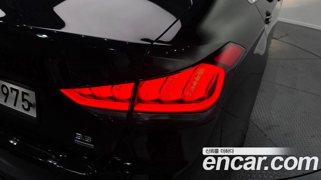Genesis G80 2019 — photo 9