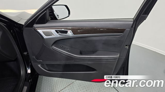 Genesis G80 2019 — photo 14