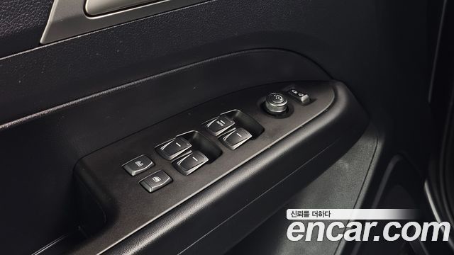 KG Mobility Rexton 2019 — photo 23