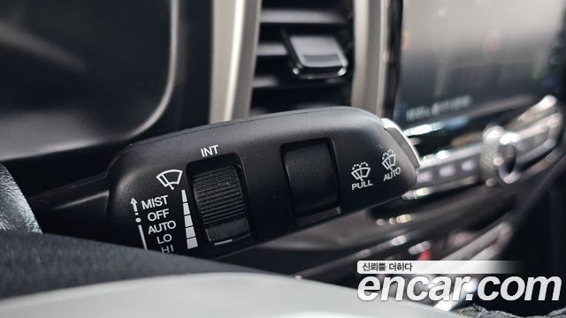 KG Mobility Rexton 2019 — photo 28