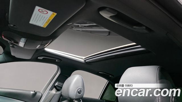 Mercedes-Benz E-Class 2020 — photo 25