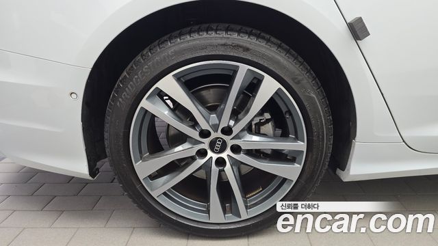 Audi A6 2021 — photo 5