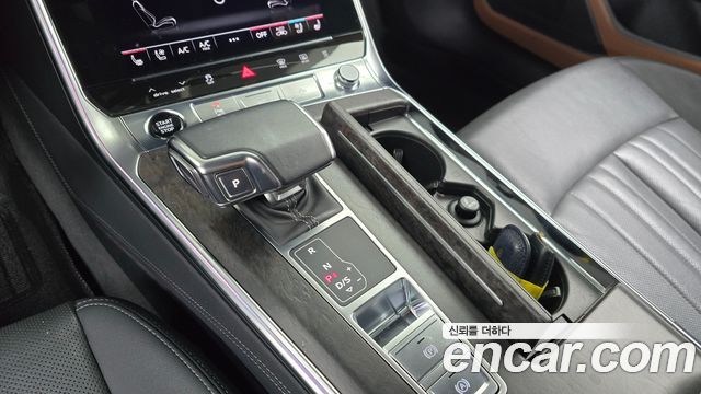 Audi A6 2021 — photo 9