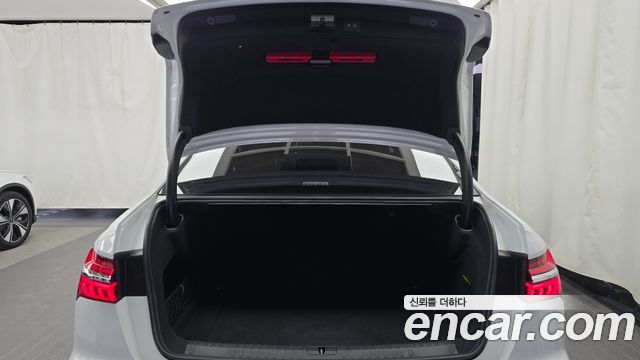 Audi A6 2021 — photo 20