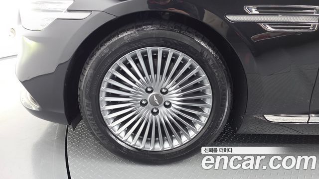 Genesis G90 2019 — photo 5