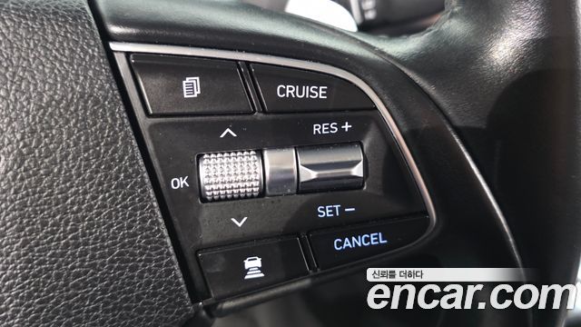 Genesis G90 2019 — photo 24