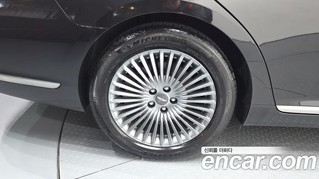 Genesis G90 2019 — photo 7