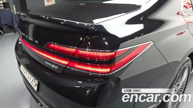 Genesis G90 2019 — photo 9