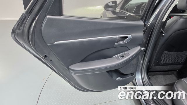 Hyundai Sonata 2021 — photo 15