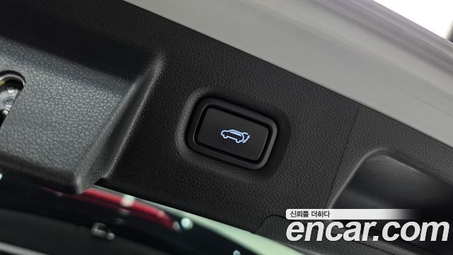 Hyundai Santafe 2022 — photo 22
