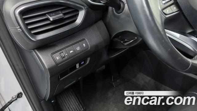 Hyundai Santafe 2022 — photo 24