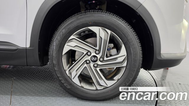 Hyundai Santafe 2022 — photo 7