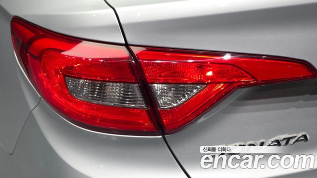 Hyundai Sonata 2017 — photo 9