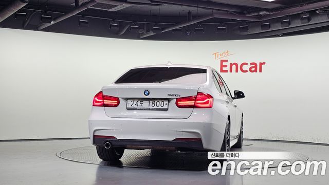 BMW 3-Series 2018 — photo 4