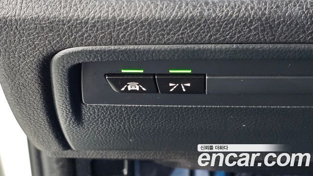 BMW 3-Series 2018 — photo 18