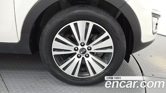 Kia Sportage 2014 — photo 7