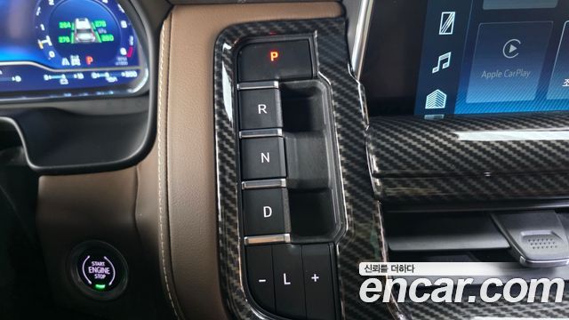 Chevrolet Korea Tahoe 2023 — photo 12