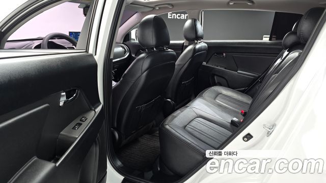 Kia Sportage 2013 — photo 11