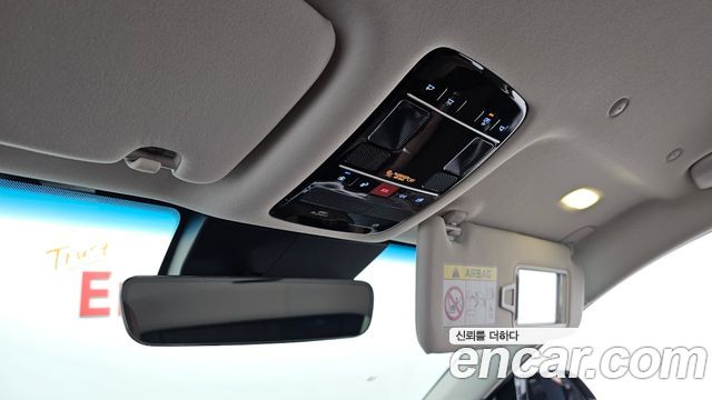Hyundai Grandeur 2023 — photo 28