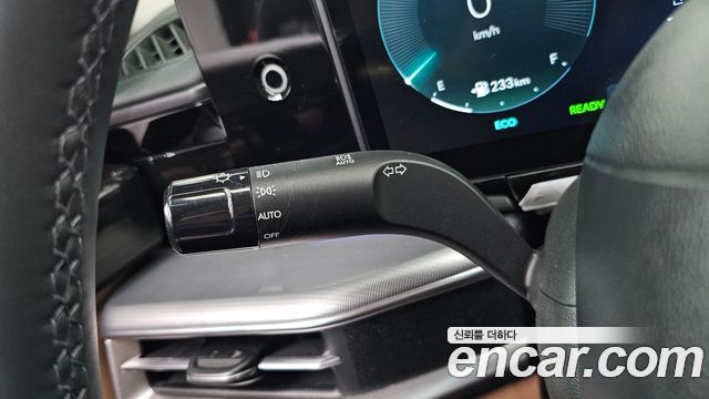 Hyundai Grandeur 2023 — photo 32