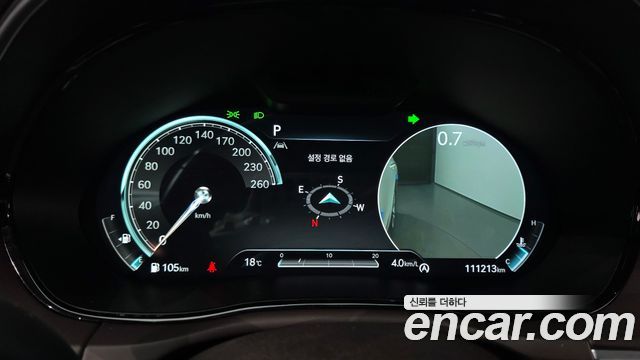 Genesis GV70 2021 — photo 11