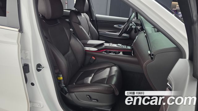 Genesis GV70 2021 — photo 17