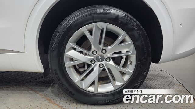 Genesis GV70 2021 — photo 7