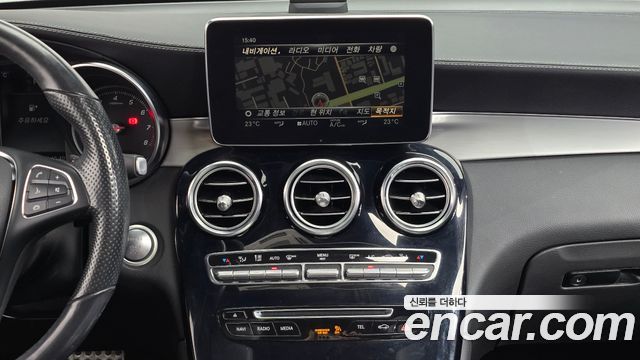 Mercedes-Benz GLC-Class 2019 — photo 18