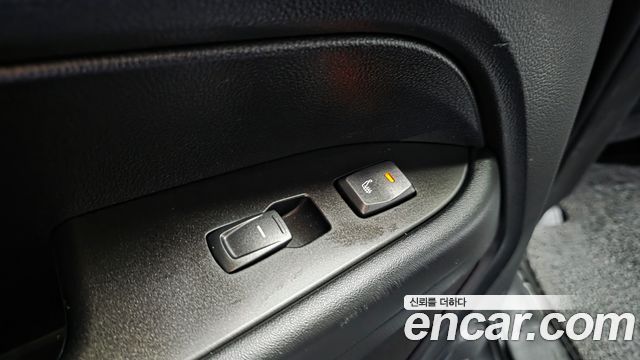 KG Mobility Rexton 2018 — photo 19