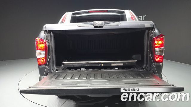KG Mobility Rexton 2018 — photo 20