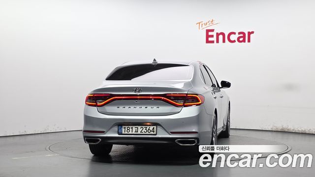 Hyundai Grandeur 2018 — photo 4