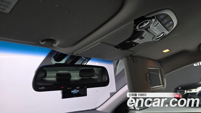 Hyundai Grandeur 2018 — photo 18