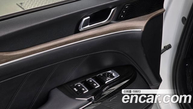 Kia K5 2020 — photo 22
