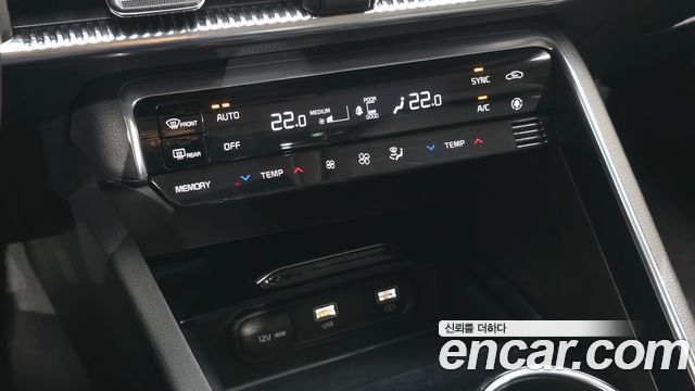 Kia K5 2020 — photo 25