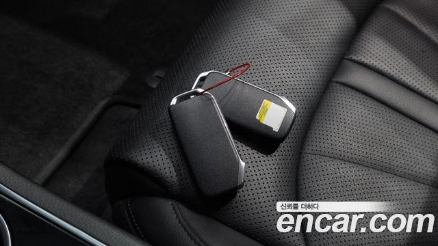 Kia K5 2020 — photo 31