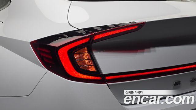 Hyundai Sonata 2020 — photo 9