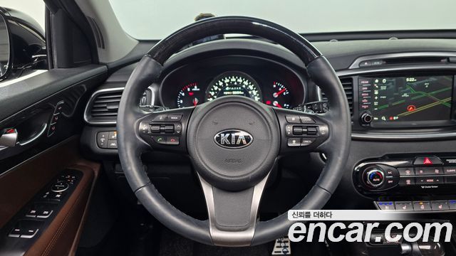 Kia Sorento 2017 — photo 13