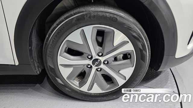Kia Niro 2023 — photo 7