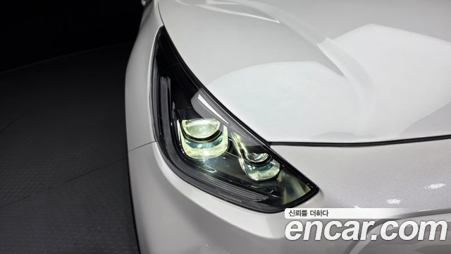 Kia Niro 2023 — photo 8