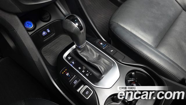 Hyundai Santafe 2016 — photo 9