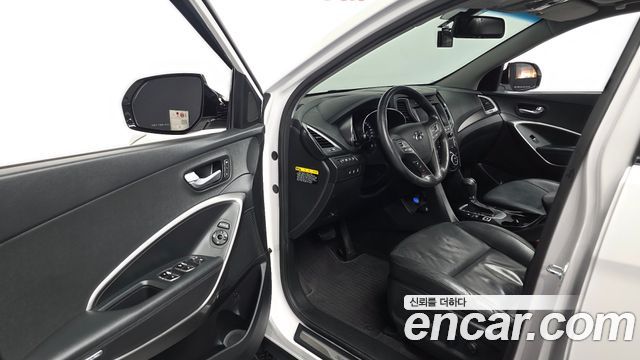 Hyundai Santafe 2016 — photo 10
