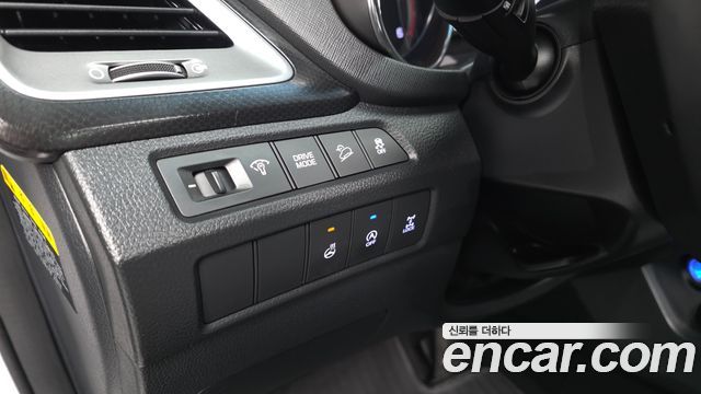 Hyundai Santafe 2016 — photo 18
