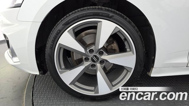 Audi A5 2021 — photo 5
